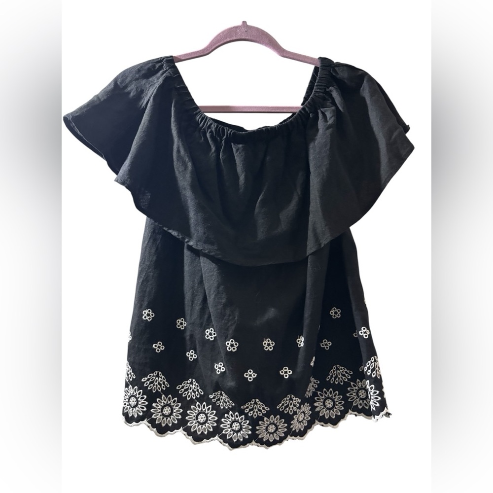 Old Navy Black Top with White Floral Embroidery